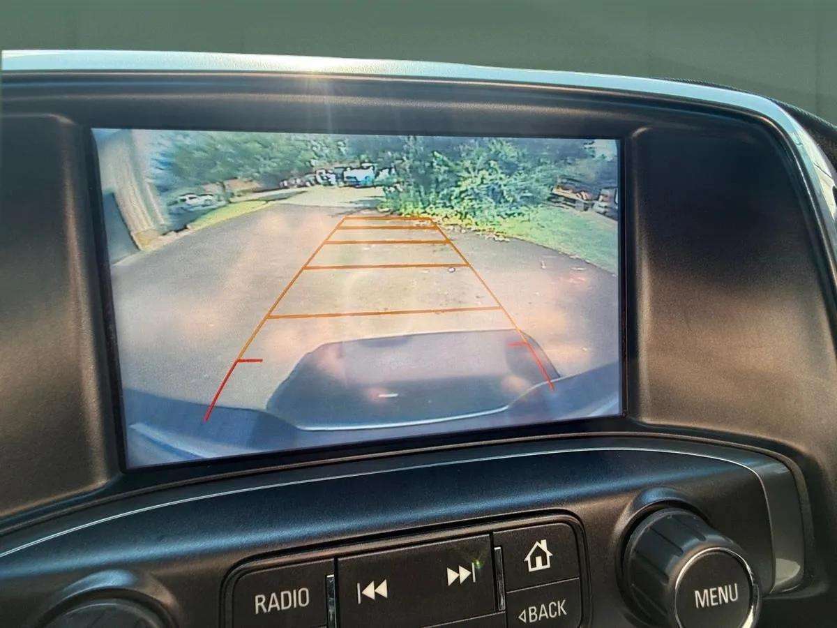 2017 Chevrolet Silverado 1500 LT - Photo 23
