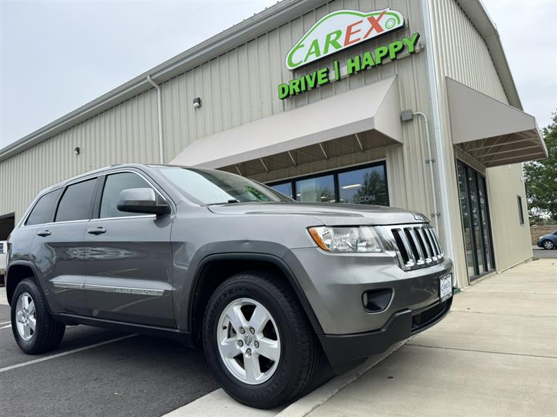 Mineral Gray Metallic 2011 Jeep Grand Cherokee SUV / Crossover 4X2 Automatic