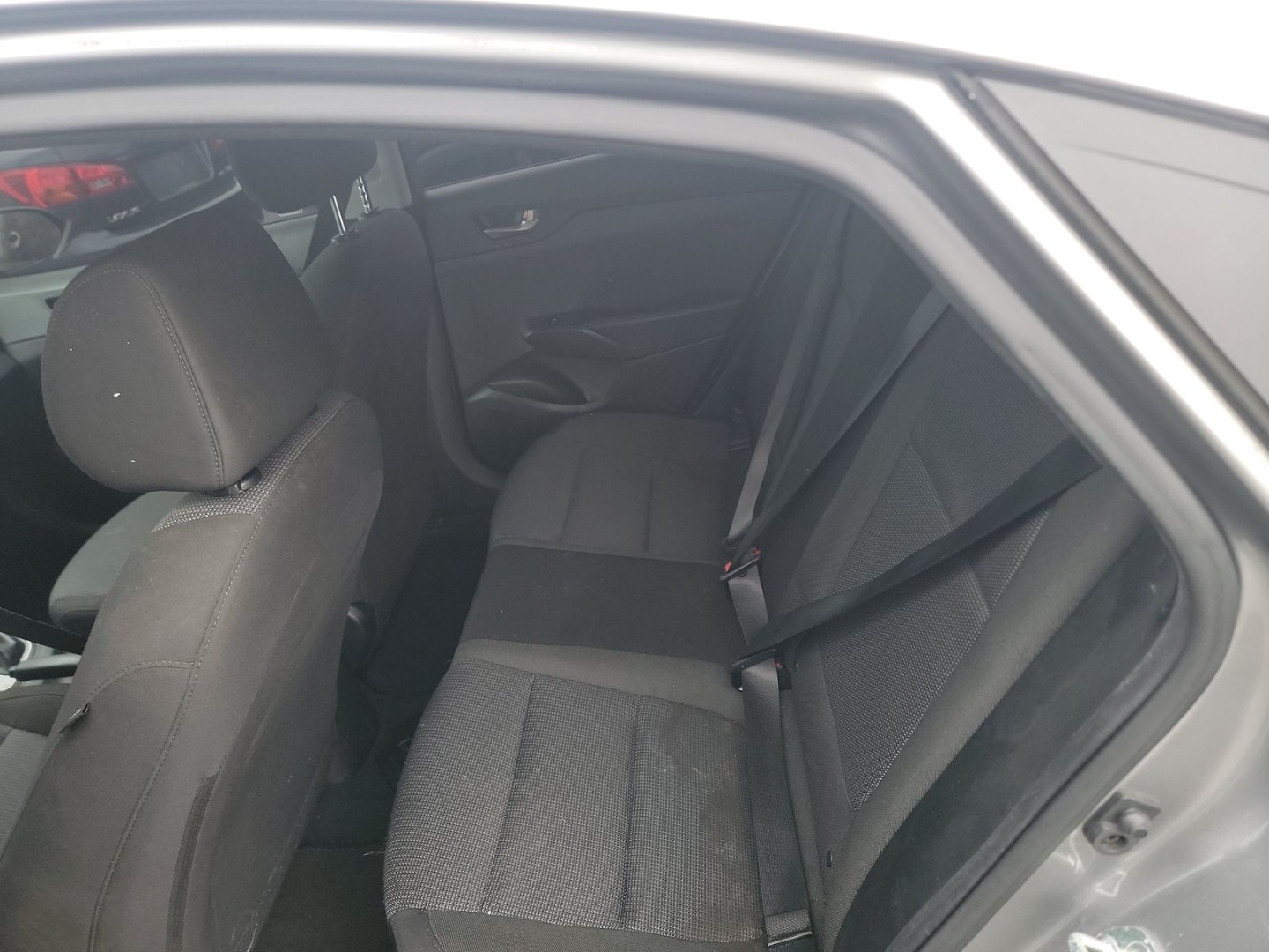 2021 Hyundai Accent SE - Photo 12