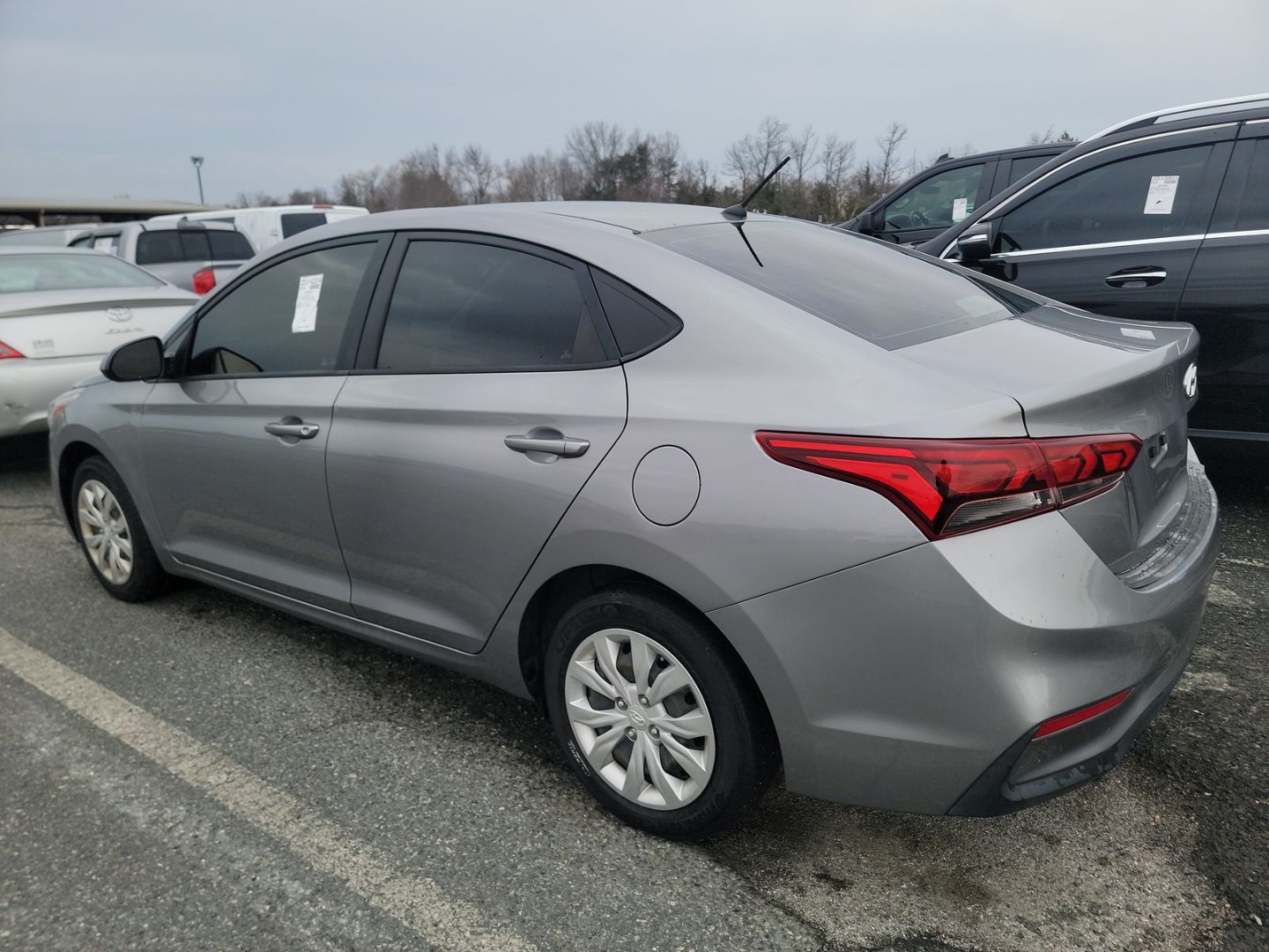 2021 Hyundai Accent SE - Photo 6