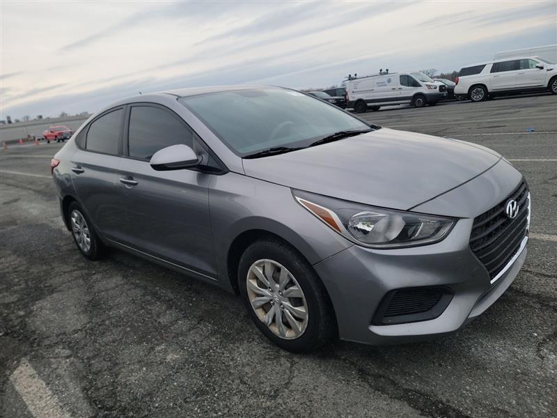 Forge Gray 2021 Hyundai Accent SE FWD Sedan Front-Wheel Drive Automatic