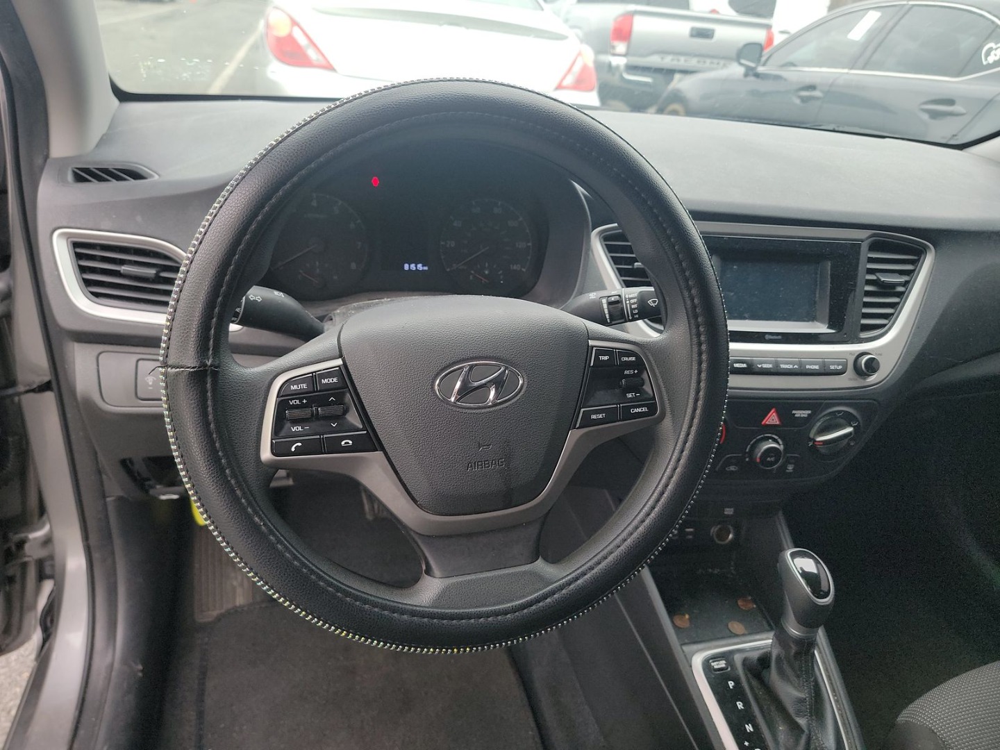 2021 Hyundai Accent SE - Photo 9