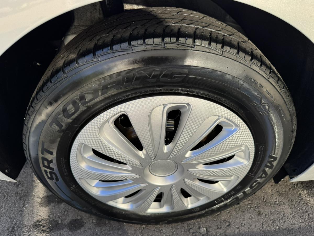 2019 Hyundai Elantra SE - Photo 18
