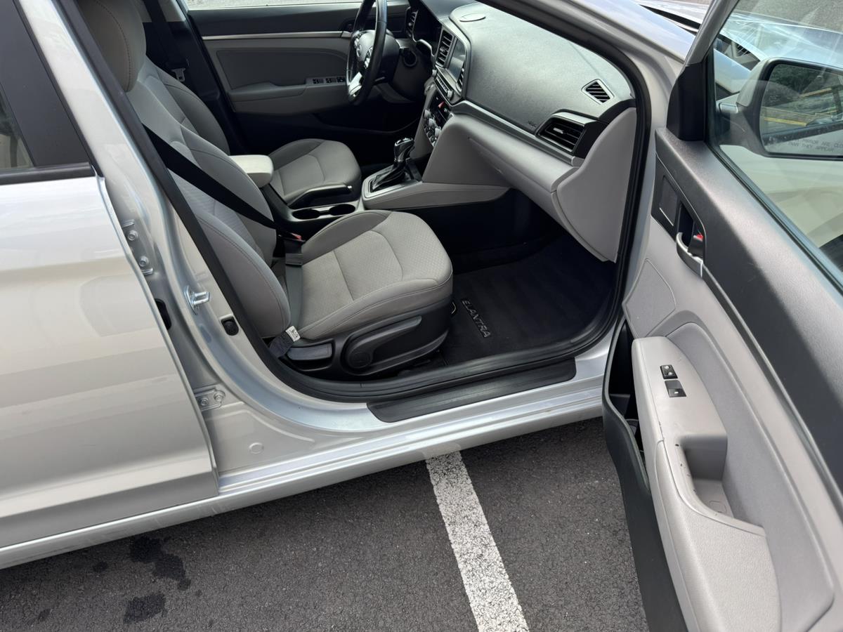 2019 Hyundai Elantra Eco - Photo 11