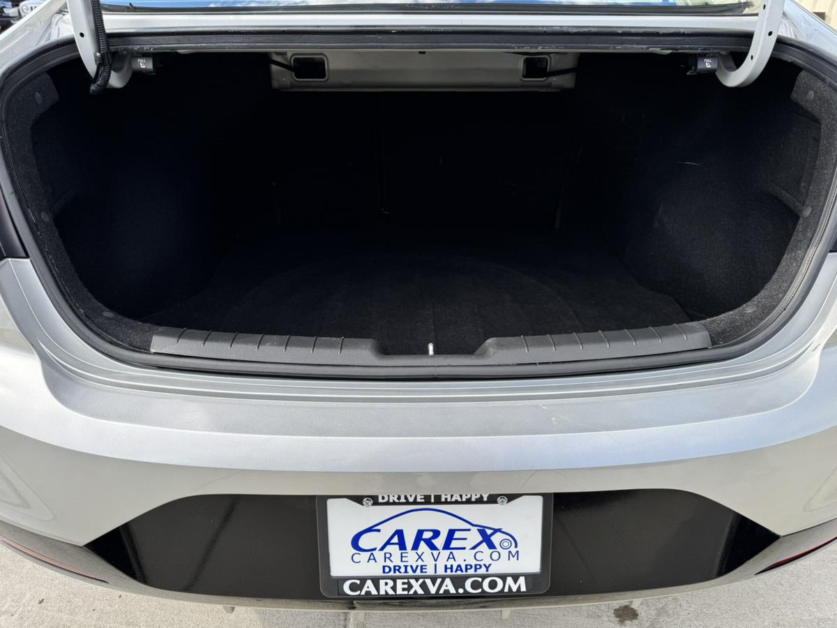2019 Hyundai Elantra Eco - Photo 16