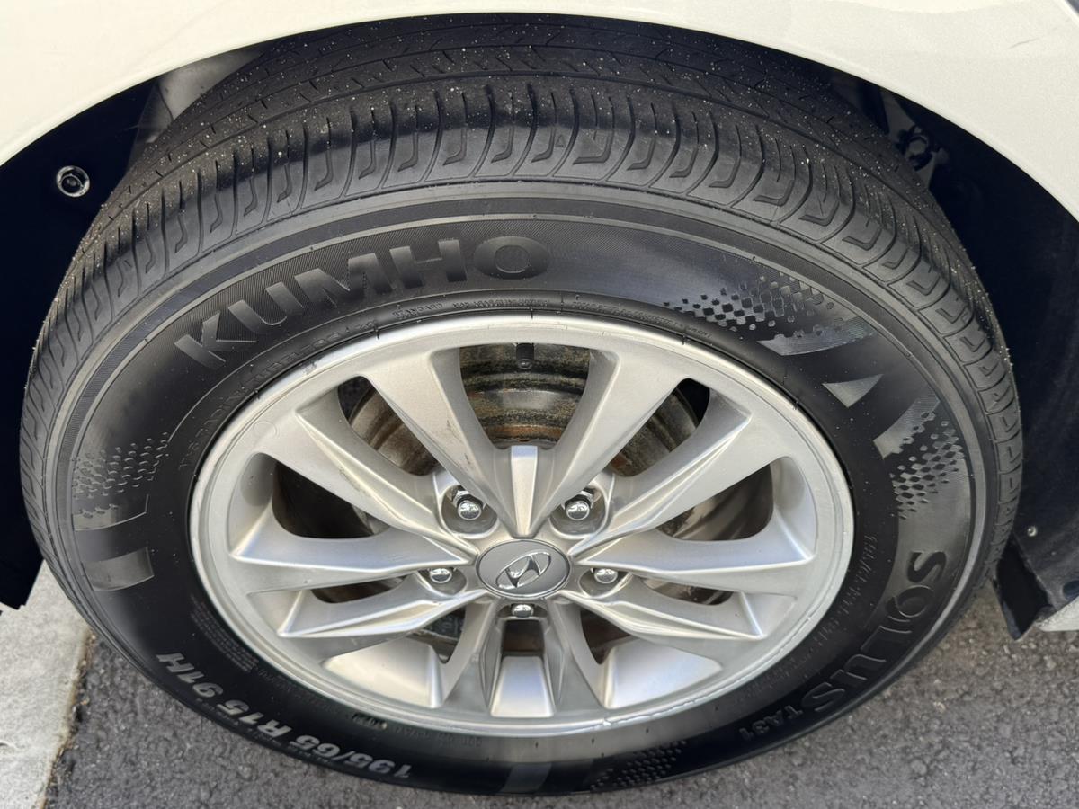 2019 Hyundai Elantra Eco - Photo 20
