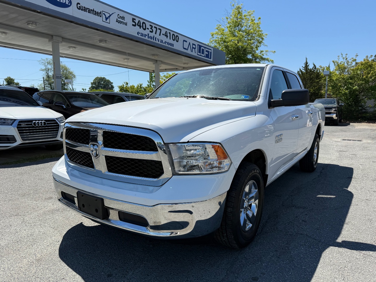 2017 RAM 1500 SLT 4x4 Crew Cab 5'7's photo