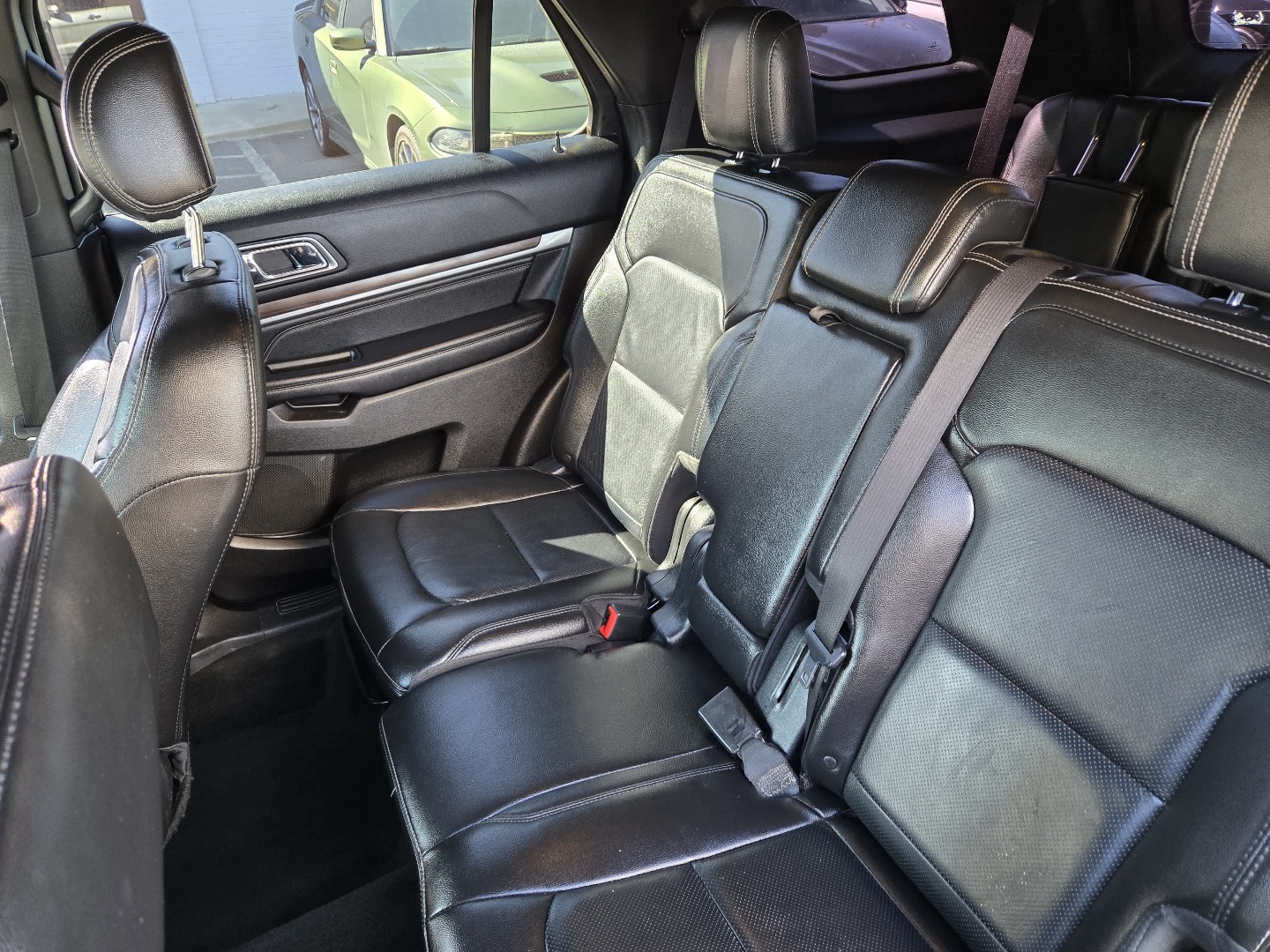 2017 Ford Explorer Limited - Photo 17