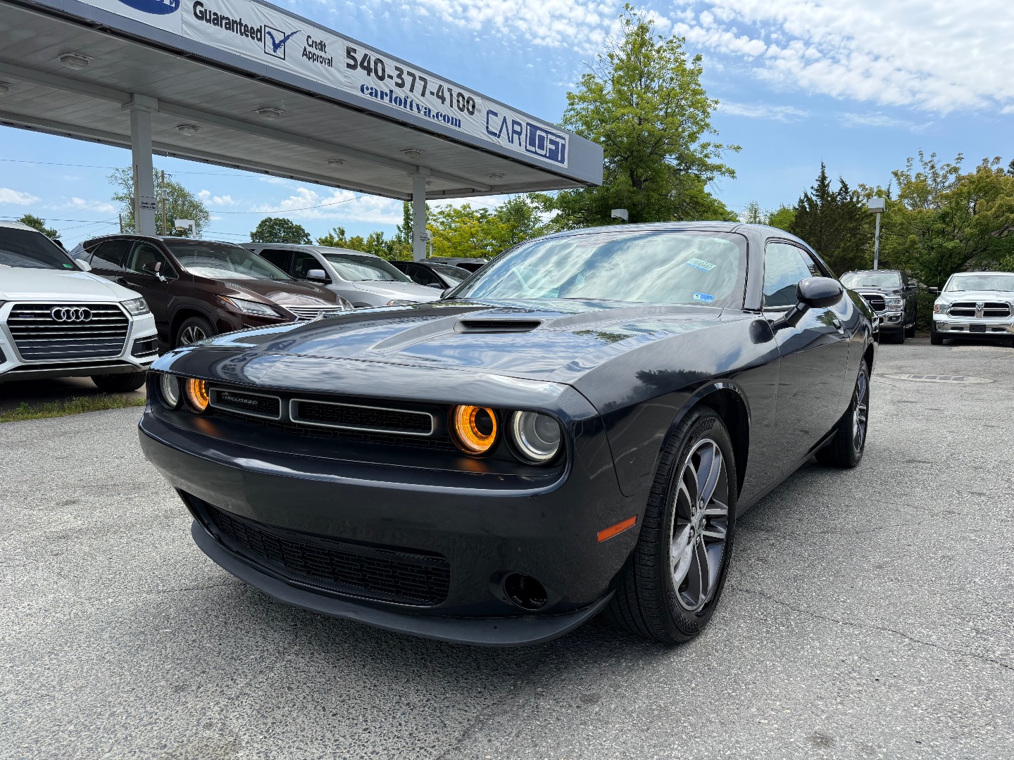 2019 Dodge Challenger SXT Auto AWD's photo
