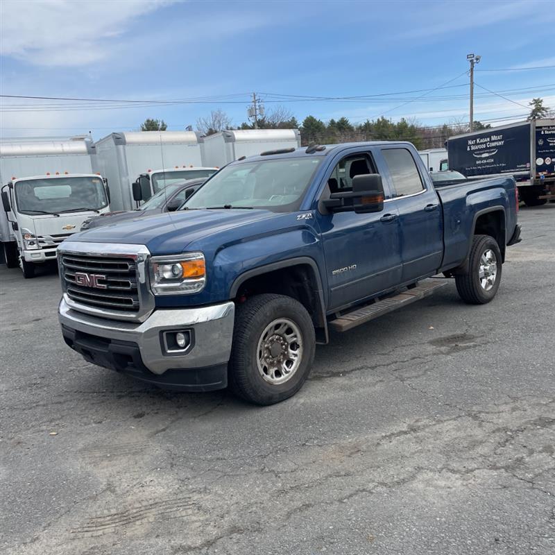 Blue 2019 GMC Sierra 2500HD SLE Double Cab 4WD Pickup Truck Four-Wheel Drive Automatic