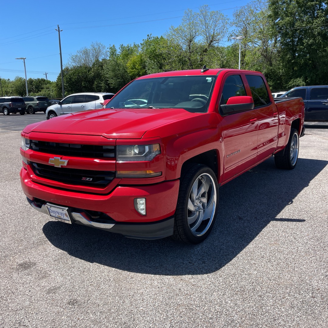 2016 Chevrolet Silverado 1500 LT 4X4 Crew Cab Standard Box's photo