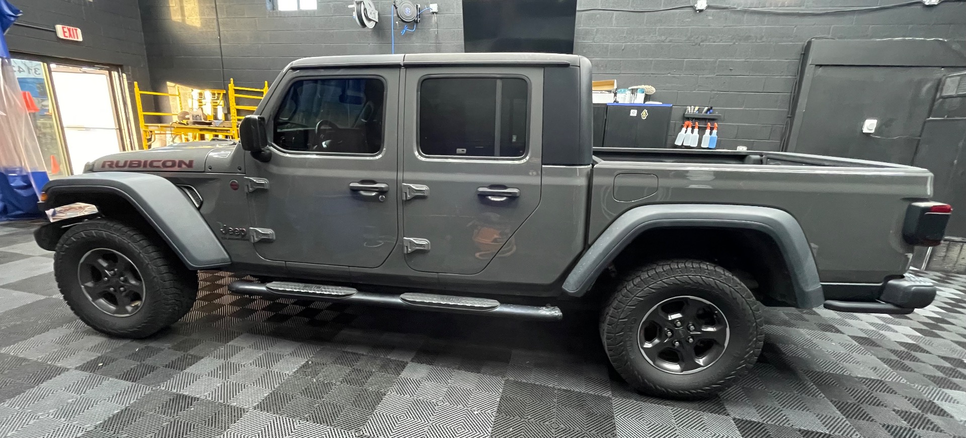 2020 Jeep Gladiator Rubicon - Photo 3