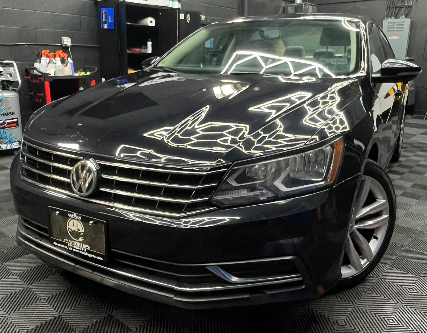 2019 Volkswagen Passat 2.0T Wolfsburg Edition Auto's photo