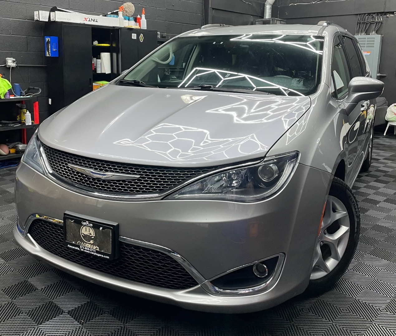 2017 Chrysler Pacifica Touring-L Plus