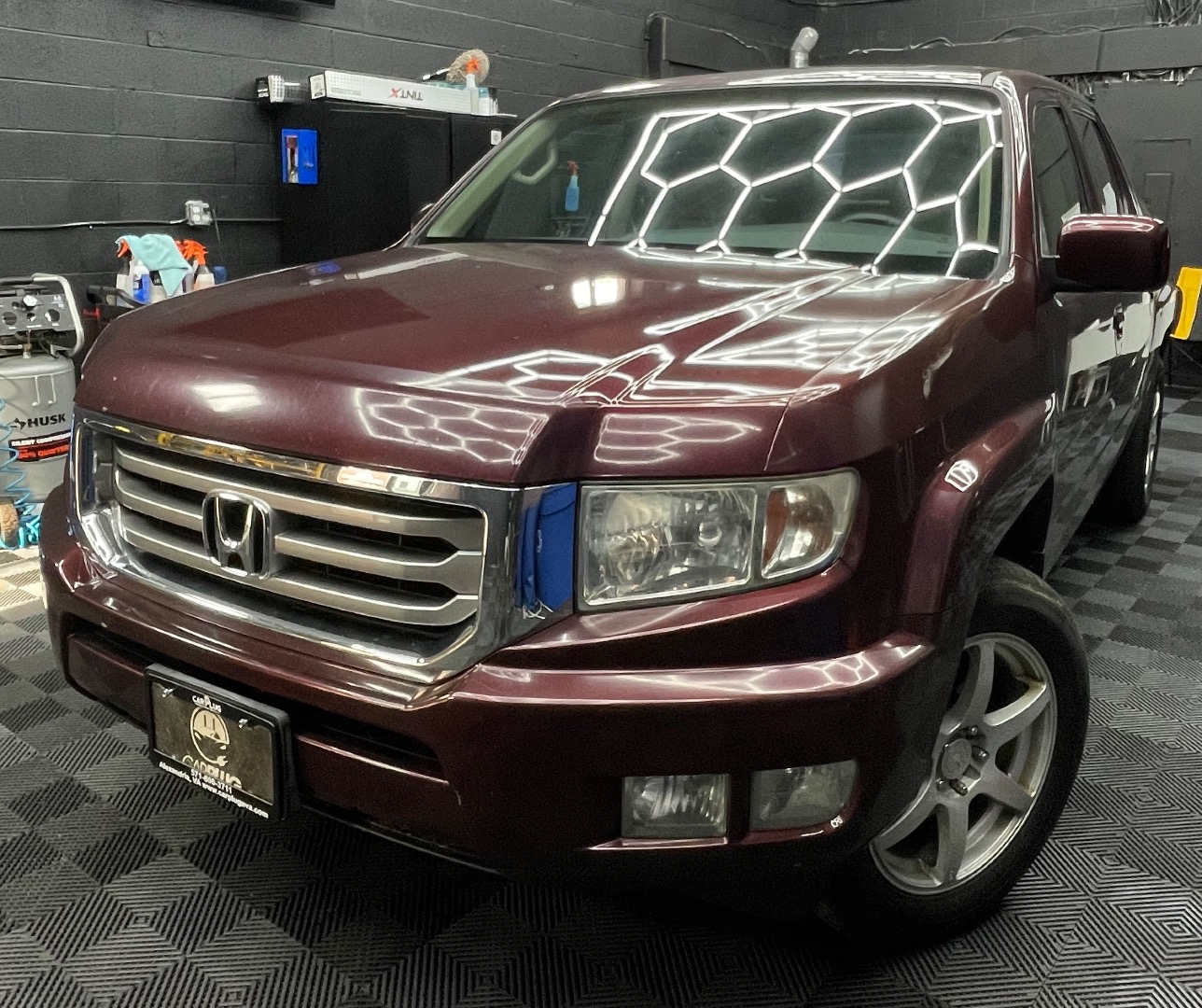 Red (Burgundy) 2013 Honda Ridgeline RTL Pickup Truck Four-Wheel Drive Automatic