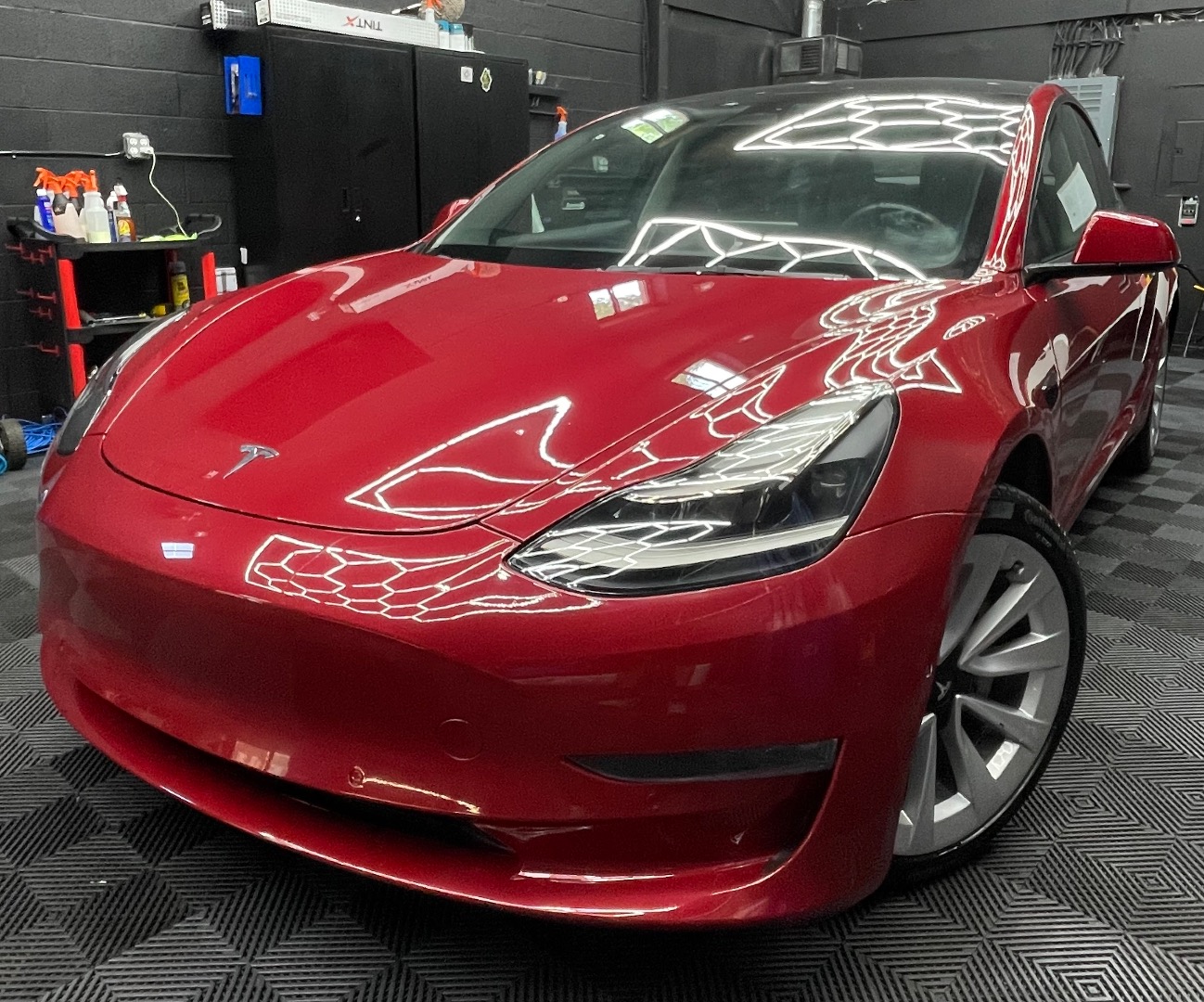2022 Tesla Model 3 Standard Range Plus's photo