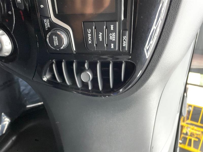 2016 Nissan Juke SV - Photo 88