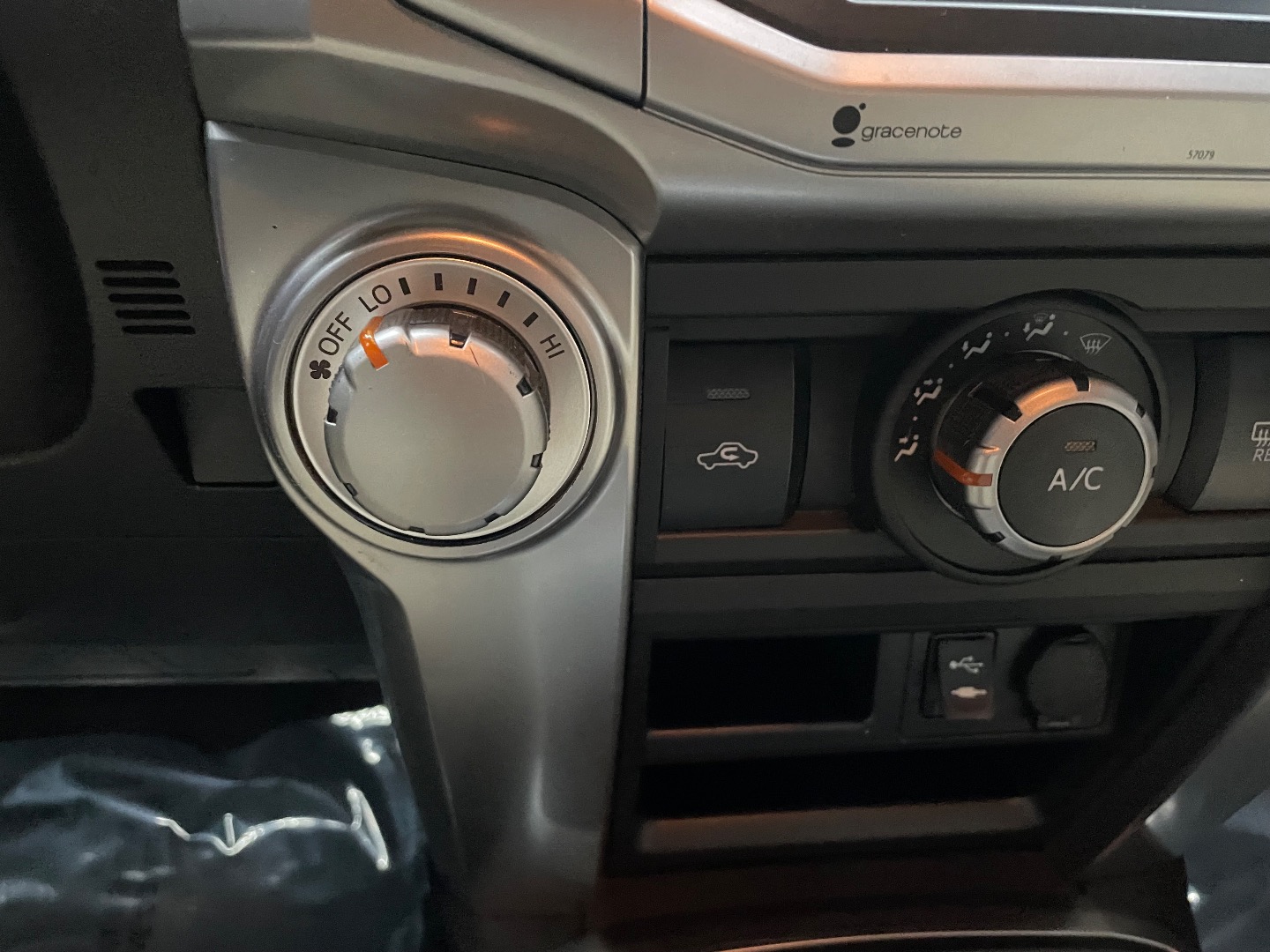 2014 Toyota 4Runner SR5 - Photo 89
