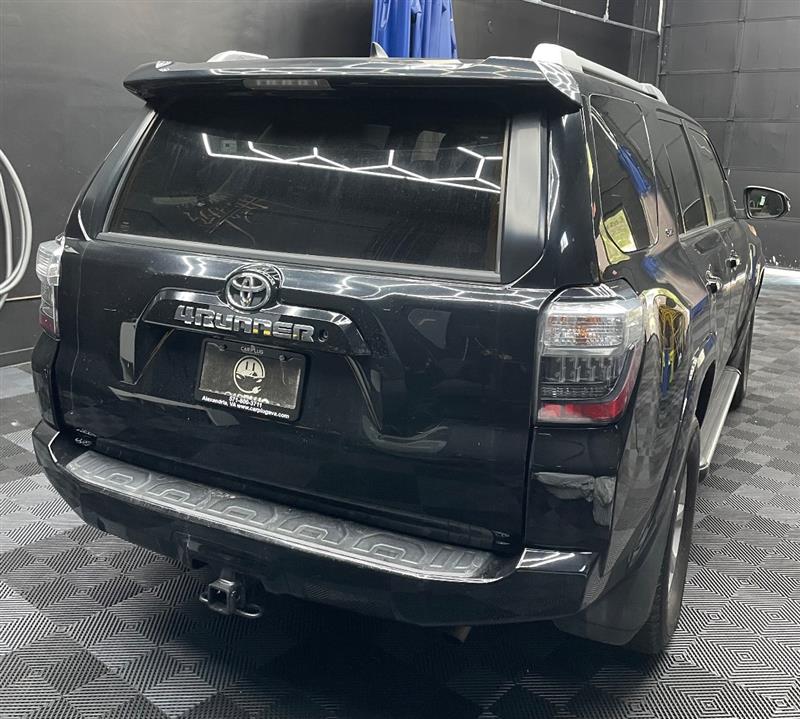 2014 Toyota 4Runner SR5 - Photo 10