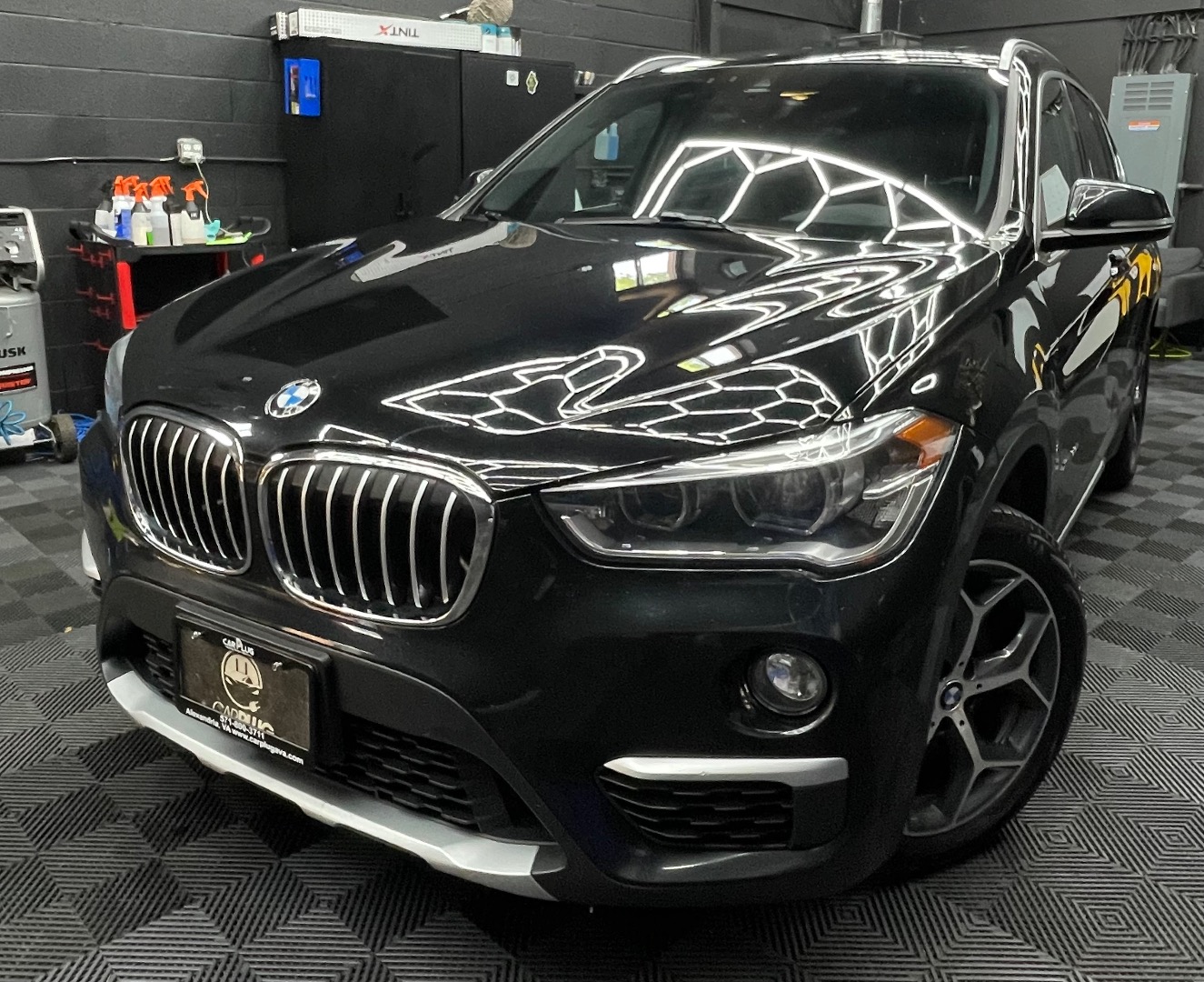 2018 BMW X1 xDrive28i's photo