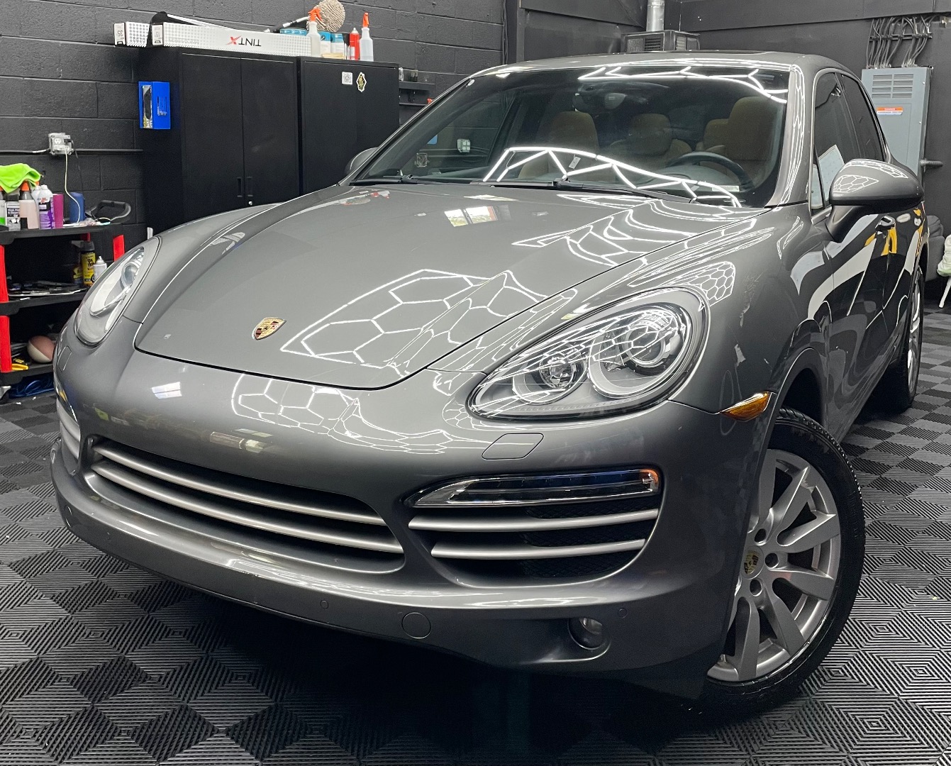 2014 Porsche Cayenne Platinum Edition