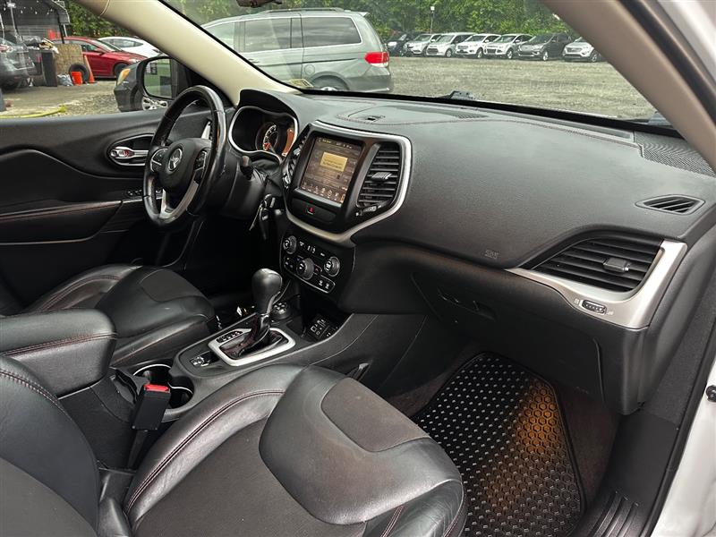 2016 Jeep Cherokee Trailhawk - Photo 15
