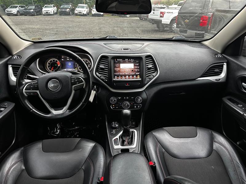 2016 Jeep Cherokee Trailhawk - Photo 23