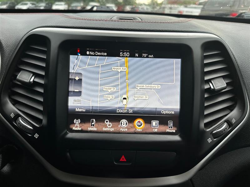 2016 Jeep Cherokee Trailhawk - Photo 25