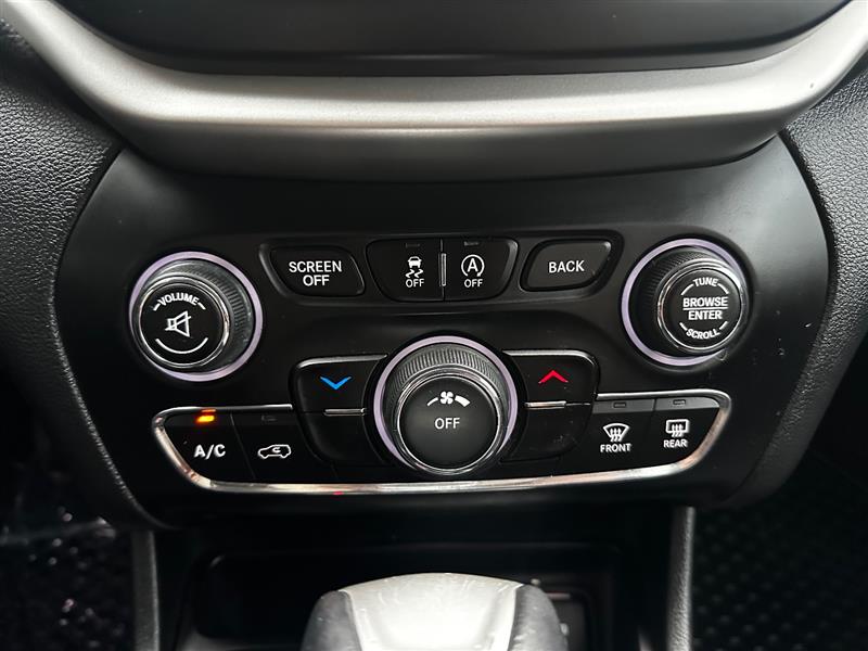 2016 Jeep Cherokee Trailhawk - Photo 27