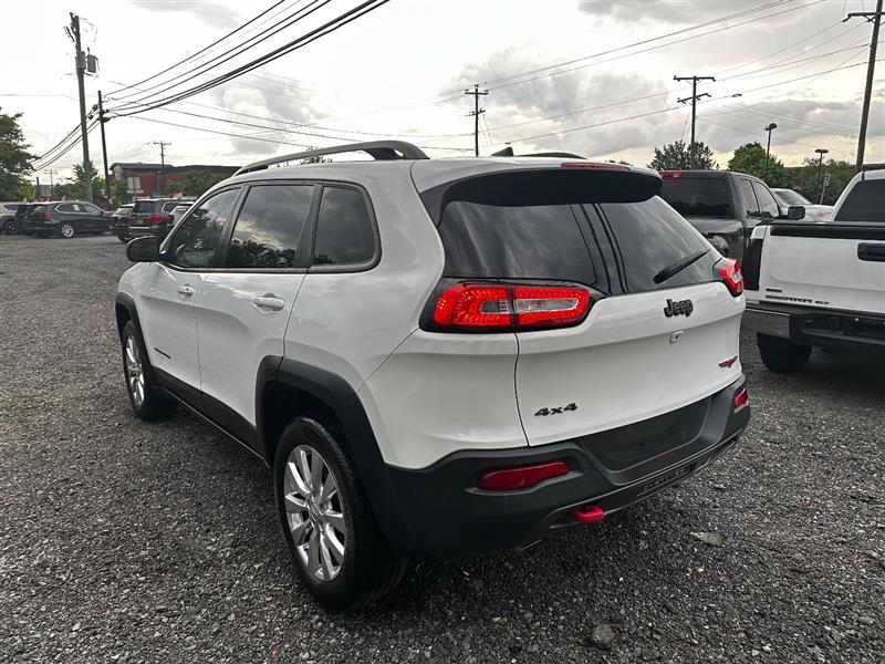 2016 Jeep Cherokee Trailhawk - Photo 8