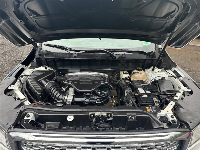 2017 GMC Acadia Denali - Photo 10