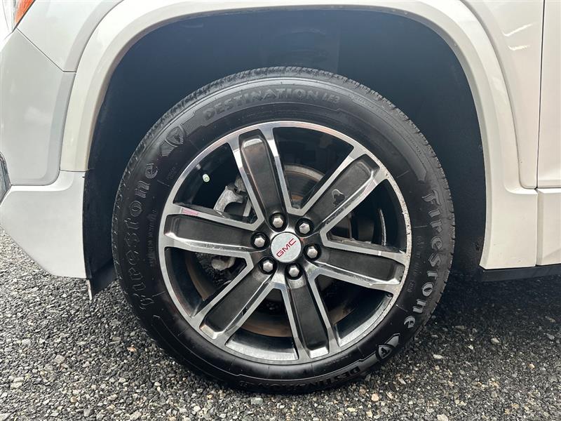 2017 GMC Acadia Denali - Photo 13