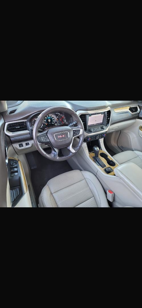 2017 GMC Acadia Denali - Photo 28