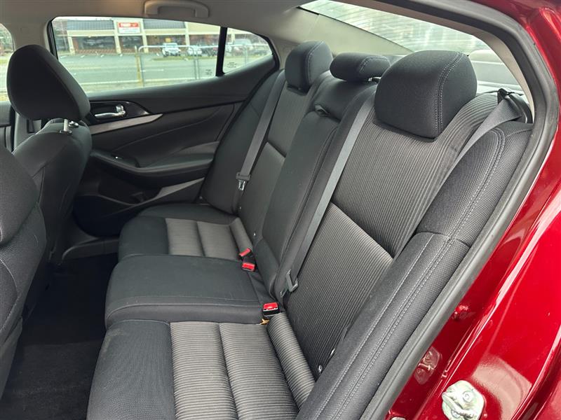 2017 Nissan Maxima S - Photo 25