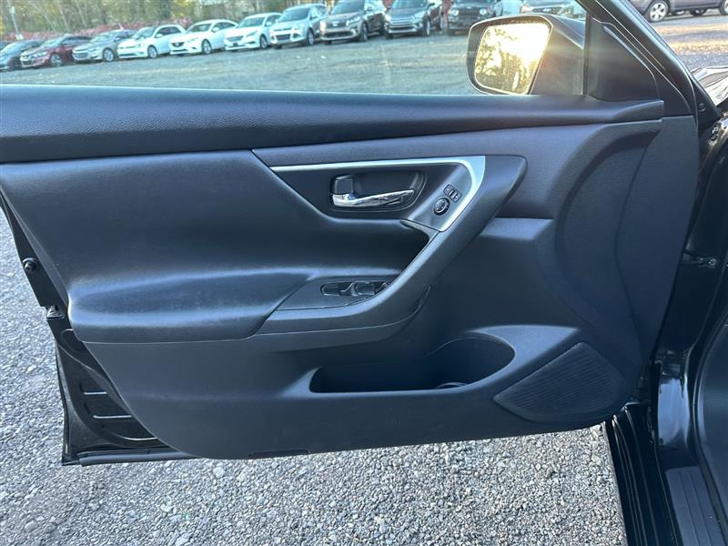 2017 Nissan Altima S - Photo 11
