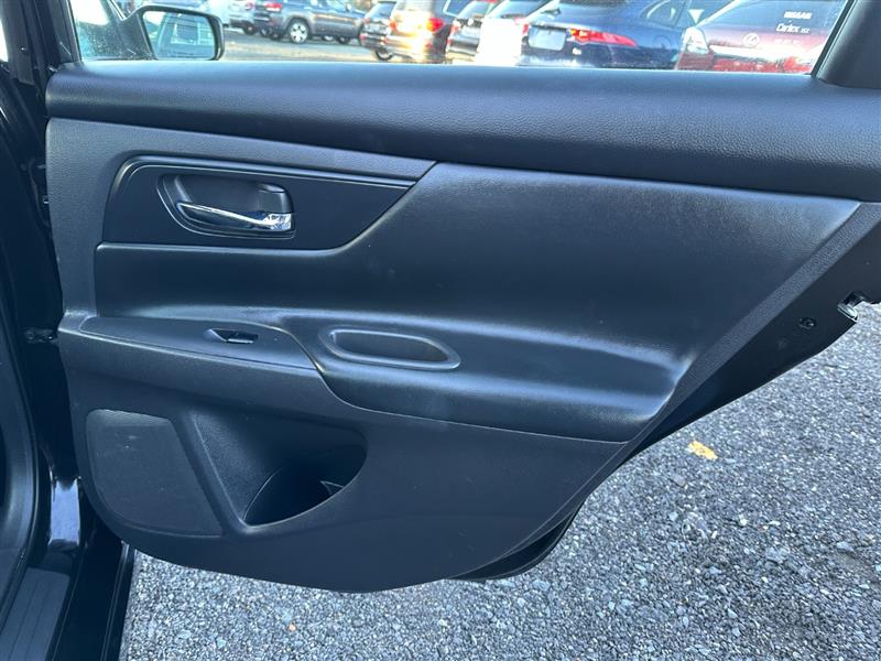 2017 Nissan Altima S - Photo 18