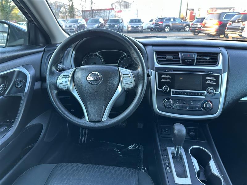 2017 Nissan Altima S - Photo 25