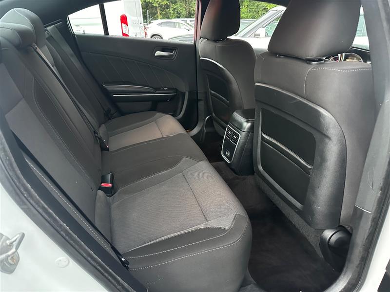 2017 Dodge Charger SXT - Photo 21