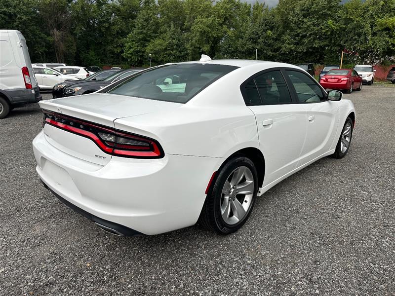 2017 Dodge Charger SXT - Photo 6