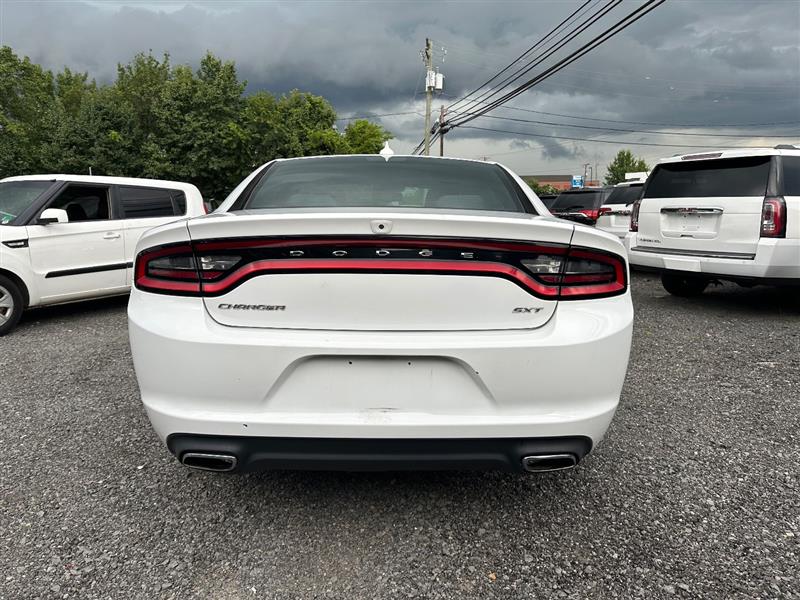 2017 Dodge Charger SXT - Photo 7