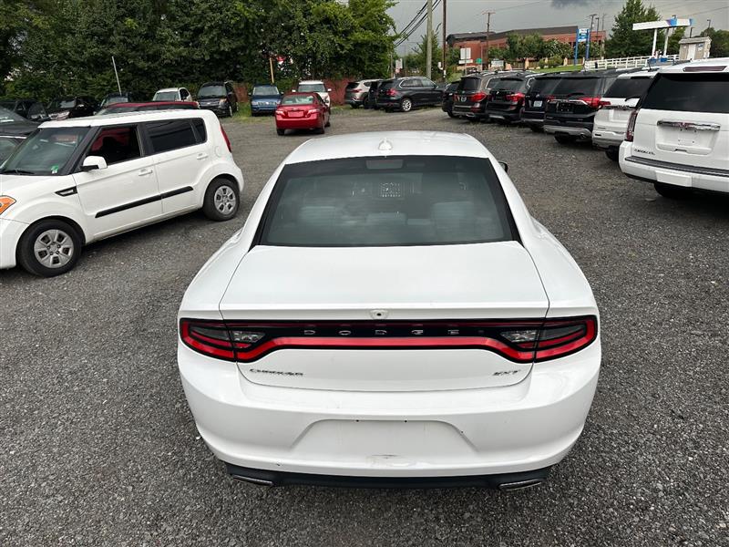 2017 Dodge Charger SXT - Photo 8