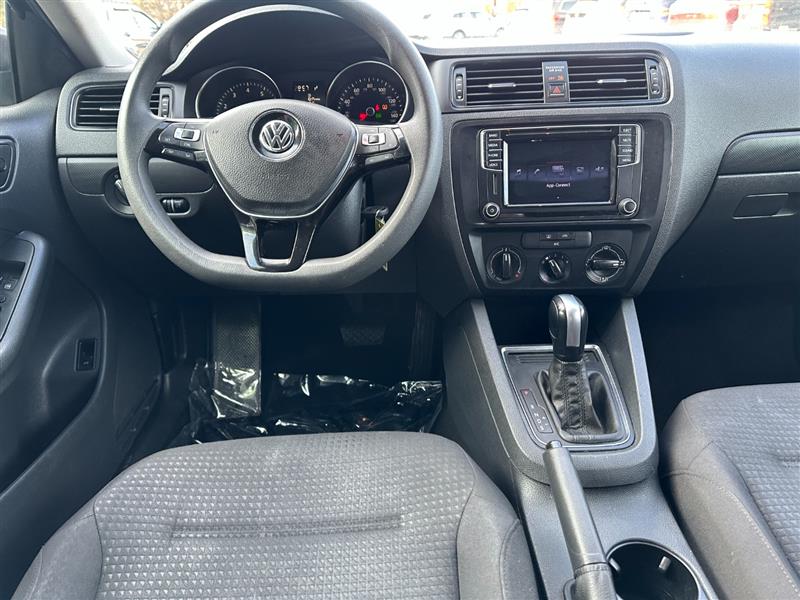 2016 Volkswagen Jetta S - Photo 23