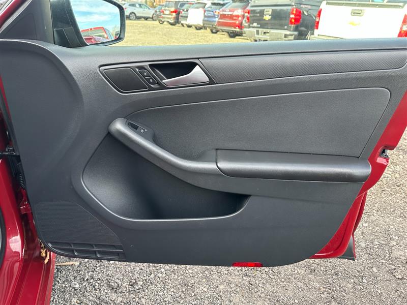 2016 Volkswagen Jetta S - Photo 24