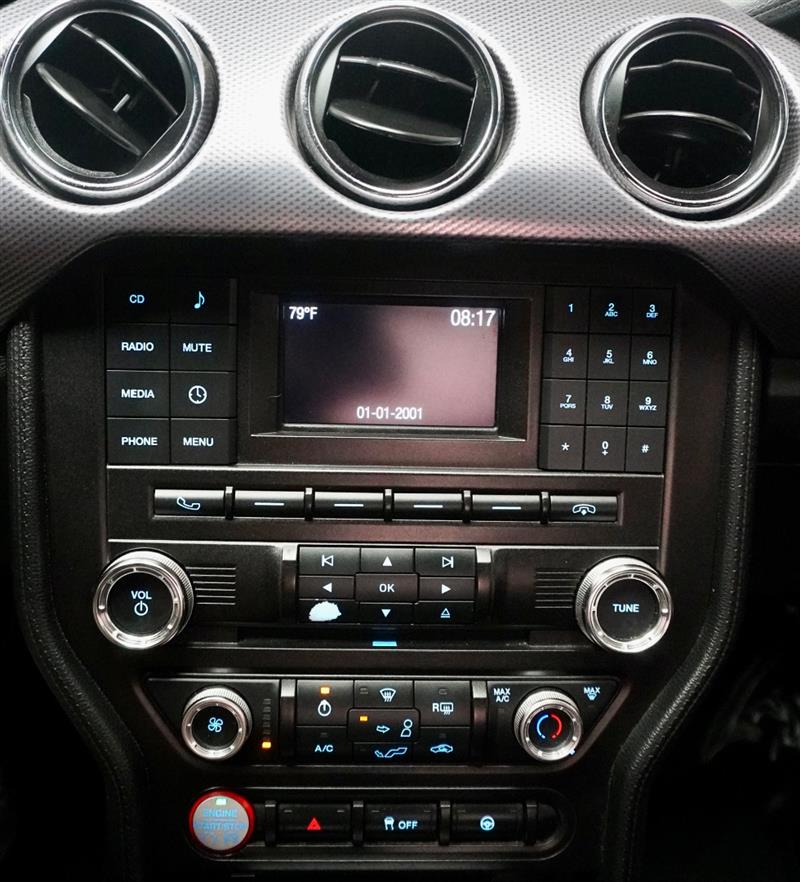 2017 Ford Mustang EcoBoost - Photo 17