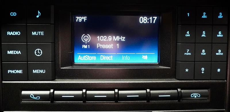 2017 Ford Mustang EcoBoost - Photo 18