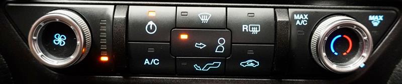 2017 Ford Mustang EcoBoost - Photo 21