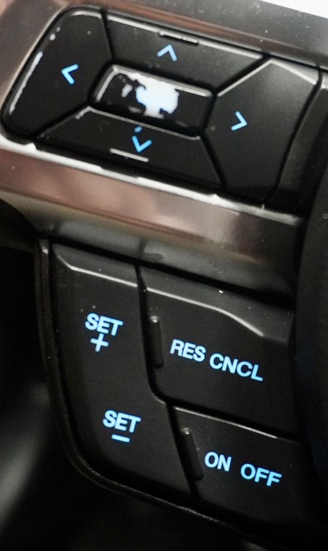 2017 Ford Mustang EcoBoost - Photo 28