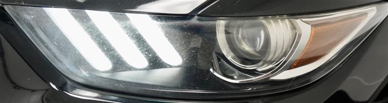 2017 Ford Mustang EcoBoost - Photo 37