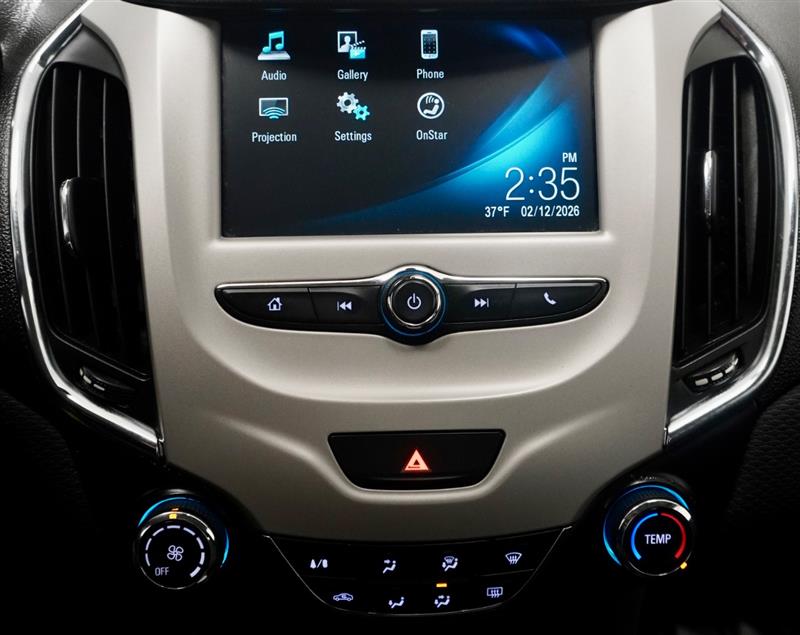 2018 Chevrolet Cruze LS - Photo 18