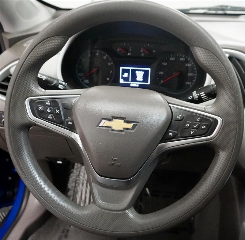 2023 Chevrolet Malibu 1LT - Photo 15